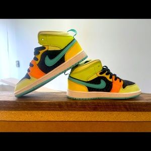 Size 1Y shoes air Jordan shoes